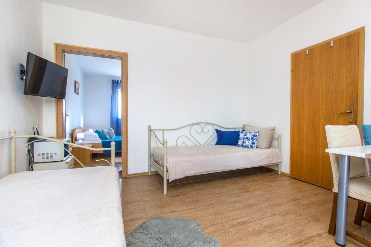 Dalmati House Hotell Brodarica  Eksteriør bilde