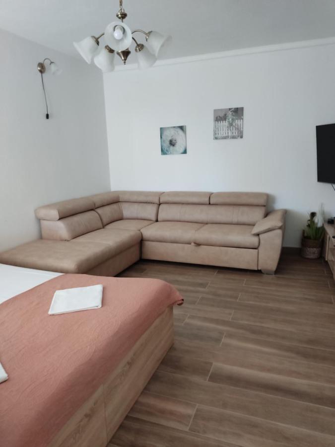 Dalmati House Hotell Brodarica  Eksteriør bilde